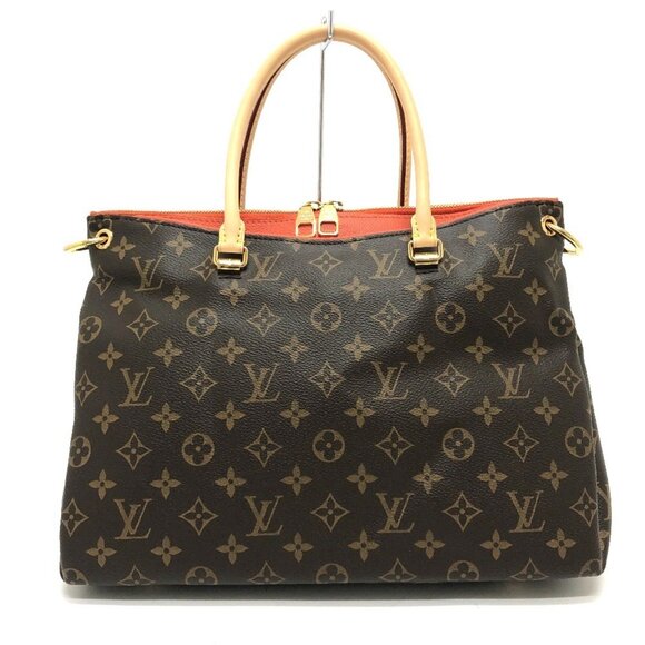 LOUIS VUITTON Brown Monogram Shoulder Bag - Picture 1 of 16